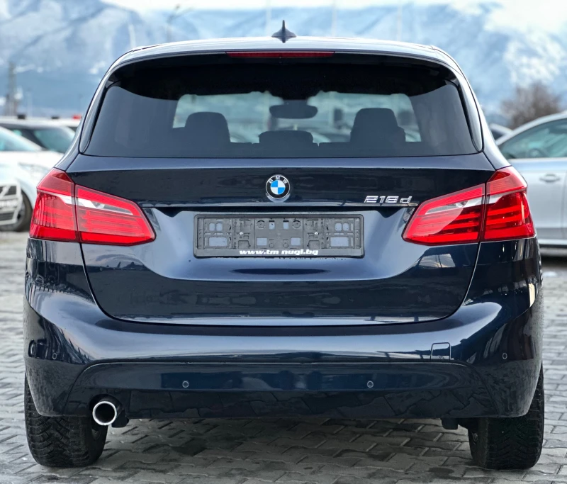 BMW 2 Active Tourer 218D* AVTOMATIK* LED* NAVI* TOP* , снимка 5 - Автомобили и джипове - 48487961