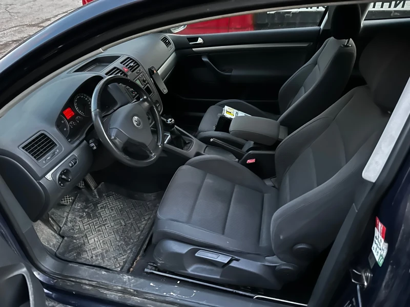 VW Golf 2.0tdi, снимка 4 - Автомобили и джипове - 48510432