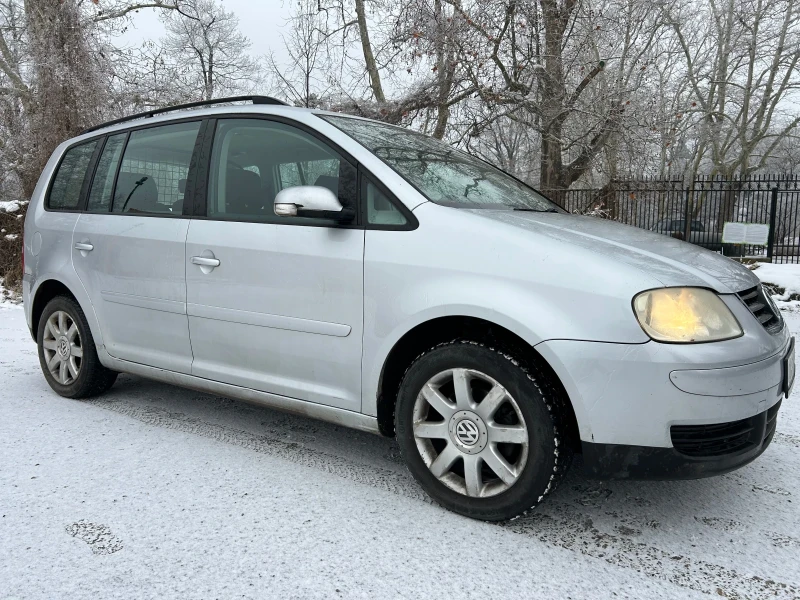 VW Touran 1.9 TDI , снимка 7 - Автомобили и джипове - 48786781