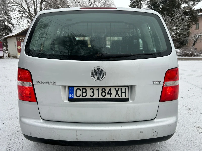 VW Touran 1.9 TDI , снимка 5 - Автомобили и джипове - 48786781