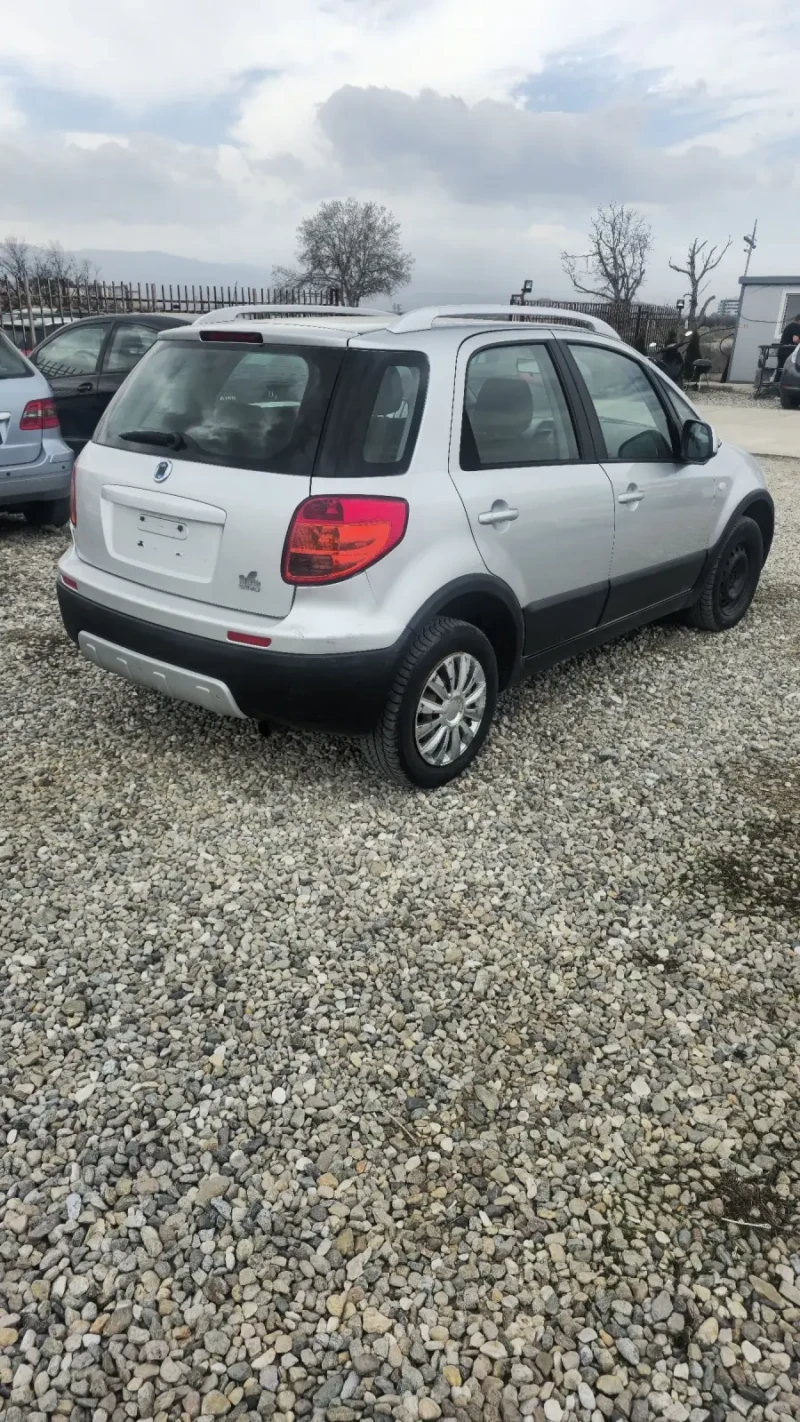 Fiat Sedici 1.9 4х4, снимка 6 - Автомобили и джипове - 49480861