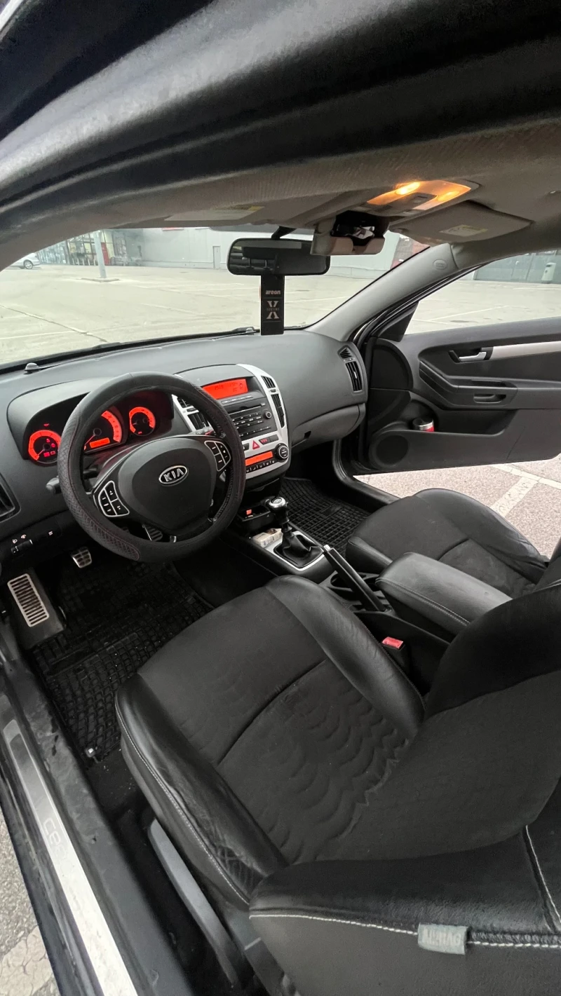 Kia Pro ceed, снимка 11 - Автомобили и джипове - 52253235