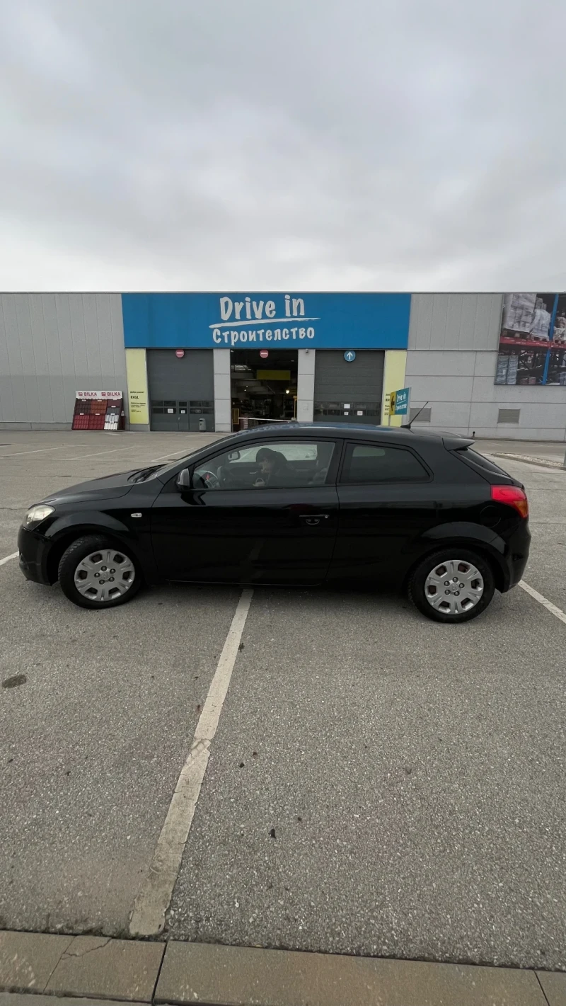 Kia Pro ceed, снимка 4 - Автомобили и джипове - 52253235