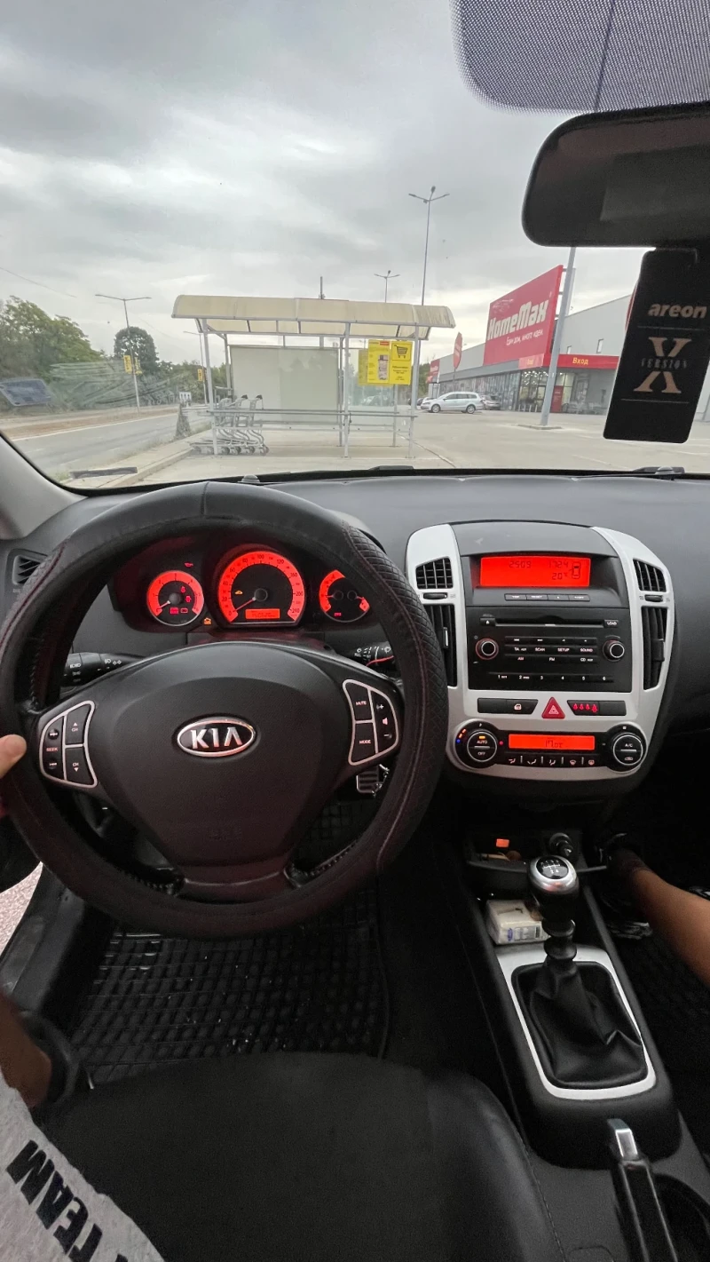 Kia Pro ceed, снимка 7 - Автомобили и джипове - 52253235