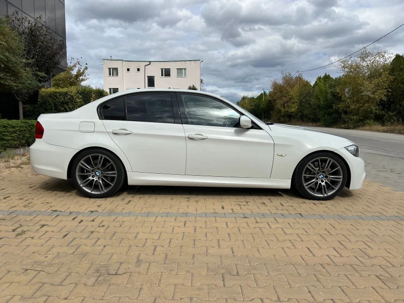 BMW 335 i, снимка 3 - Автомобили и джипове - 51857999