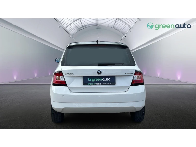Skoda Fabia 1.2  TSi, Месечна вноска от 444 лв., снимка 4 - Автомобили и джипове - 52244317