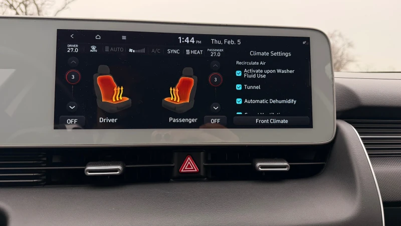 Hyundai Ioniq 5 4x4/LONG RANGE/ПОДГРЕВ/ГАРАНЦИЯ/БАРТЕР/ЛИЗИНГ* * *, снимка 11 - Автомобили и джипове - 53352017