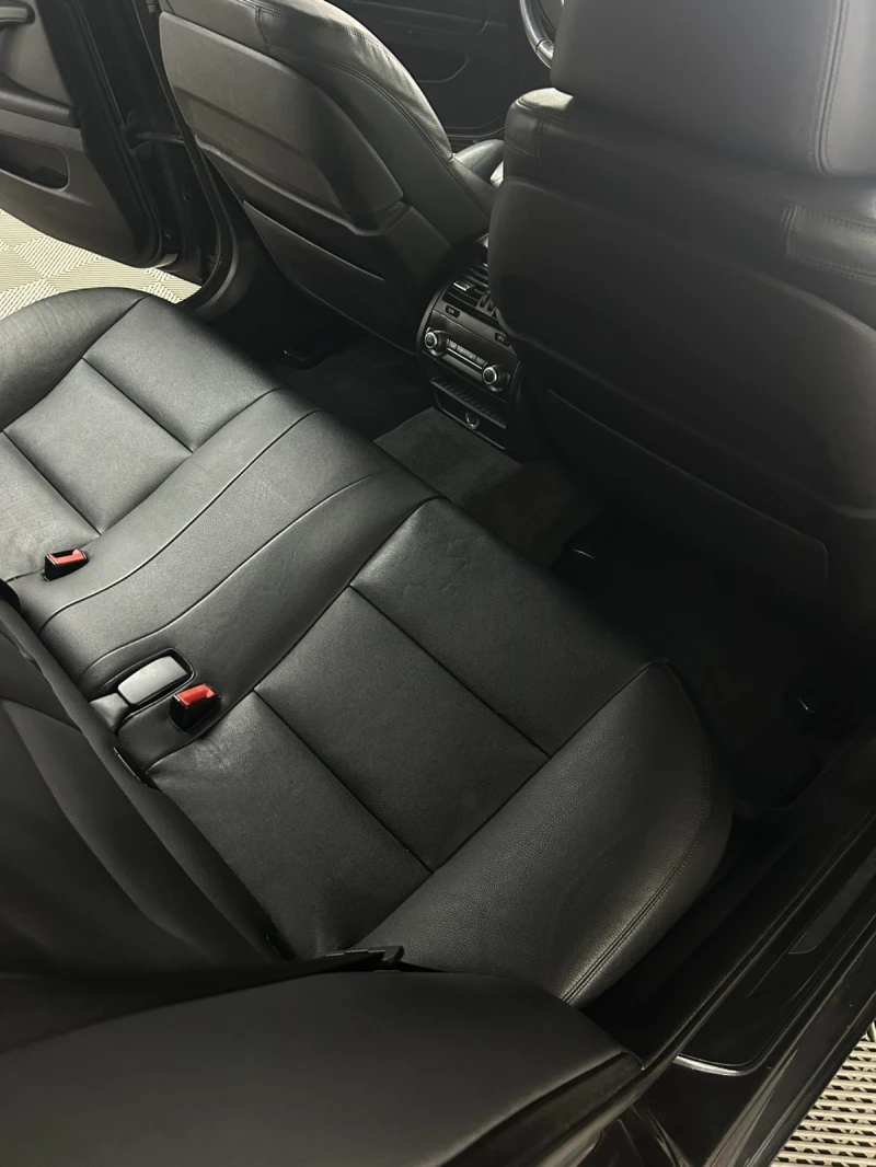 BMW 530 d xDrive, снимка 14 - Автомобили и джипове - 52374427