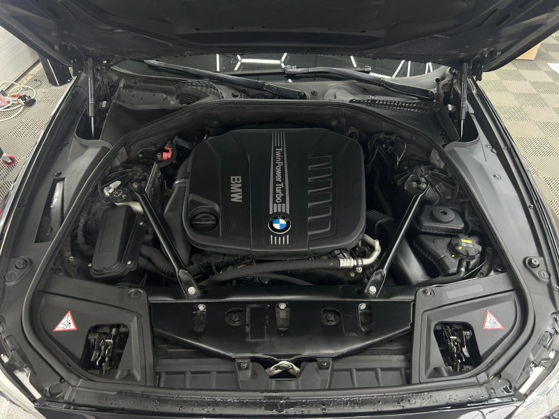 BMW 530 d xDrive, снимка 8 - Автомобили и джипове - 52374427