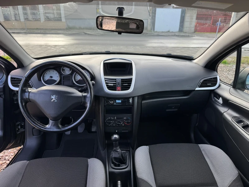 Peugeot 207 1.4i , снимка 7 - Автомобили и джипове - 52698072
