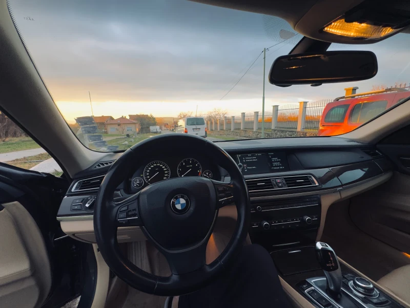 BMW 740, снимка 4 - Автомобили и джипове - 52725495