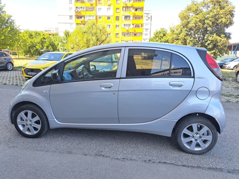 Peugeot iOn * Отлична* Печка Webasto* Бартер, снимка 3 - Автомобили и джипове - 52946885