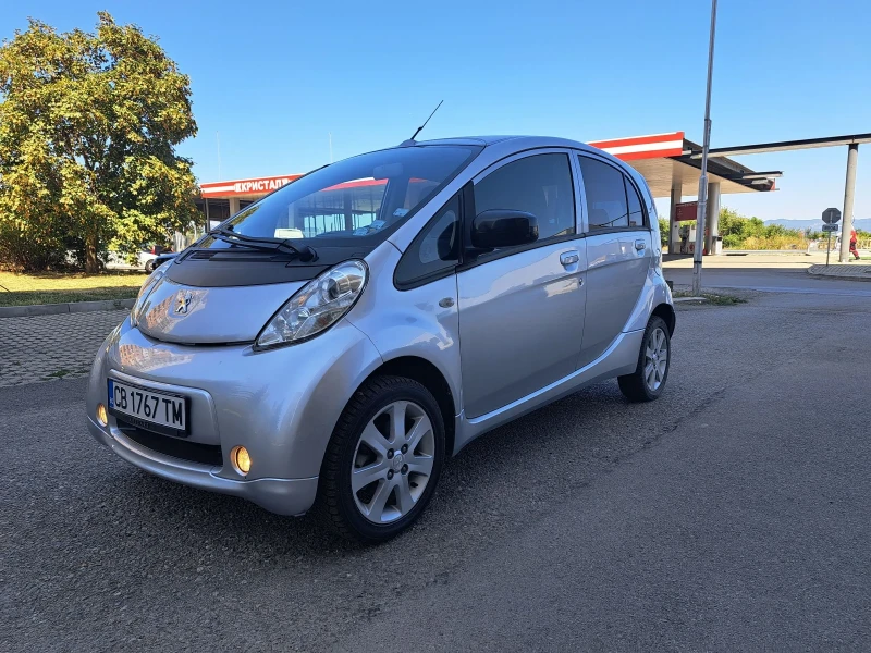 Peugeot iOn * Отлична* Печка Webasto* Бартер, снимка 2 - Автомобили и джипове - 52946885