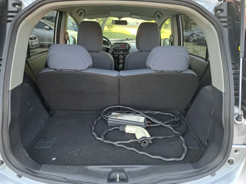 Peugeot iOn * Отлична* Печка Webasto* Бартер, снимка 12 - Автомобили и джипове - 52946885