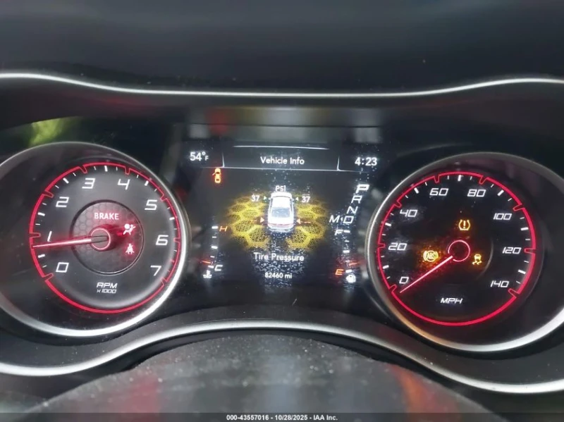 Dodge Charger 3.6L V-6 DOHC, VVT, 292HP Rear Wheel Drive, снимка 14 - Автомобили и джипове - 53157098