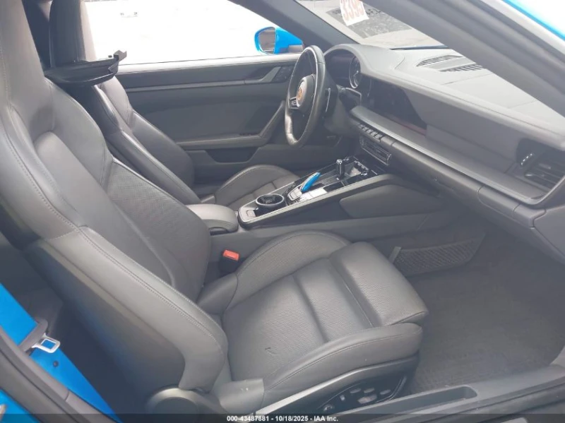 Porsche 911 CARRERA, снимка 5 - Автомобили и джипове - 53328787