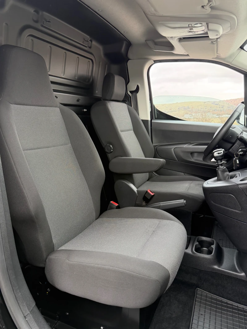 Fiat Doblo 1.5D Maxi L2 NAVI CAMERA APPLE CARPLAY EURO 6D, снимка 14 - Автомобили и джипове - 53380114