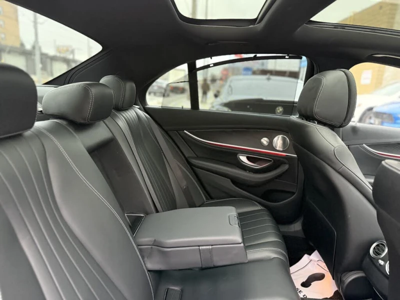 Mercedes-Benz E 400 DIGITAL* 360* PANO* B.SPOT* AMBIENT* BURMESTER* МА, снимка 17 - Автомобили и джипове - 53431000