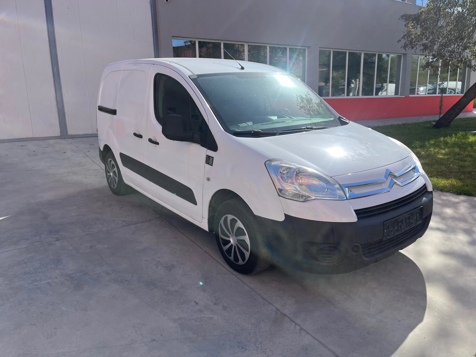 Citroen Berlingo 1, 6 hdi - изображение 3