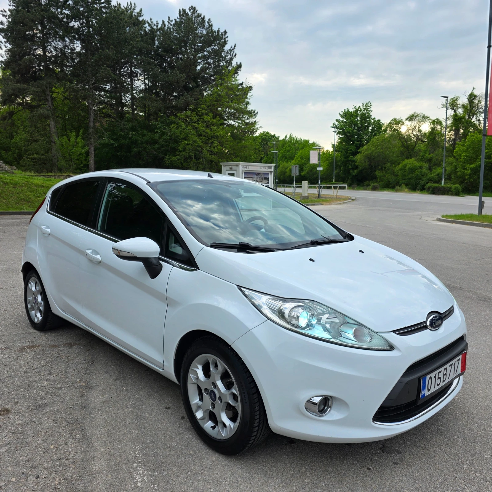 Ford Fiesta 1.4i GAZ FULL keyless go KAMERA XENON - изображение 3