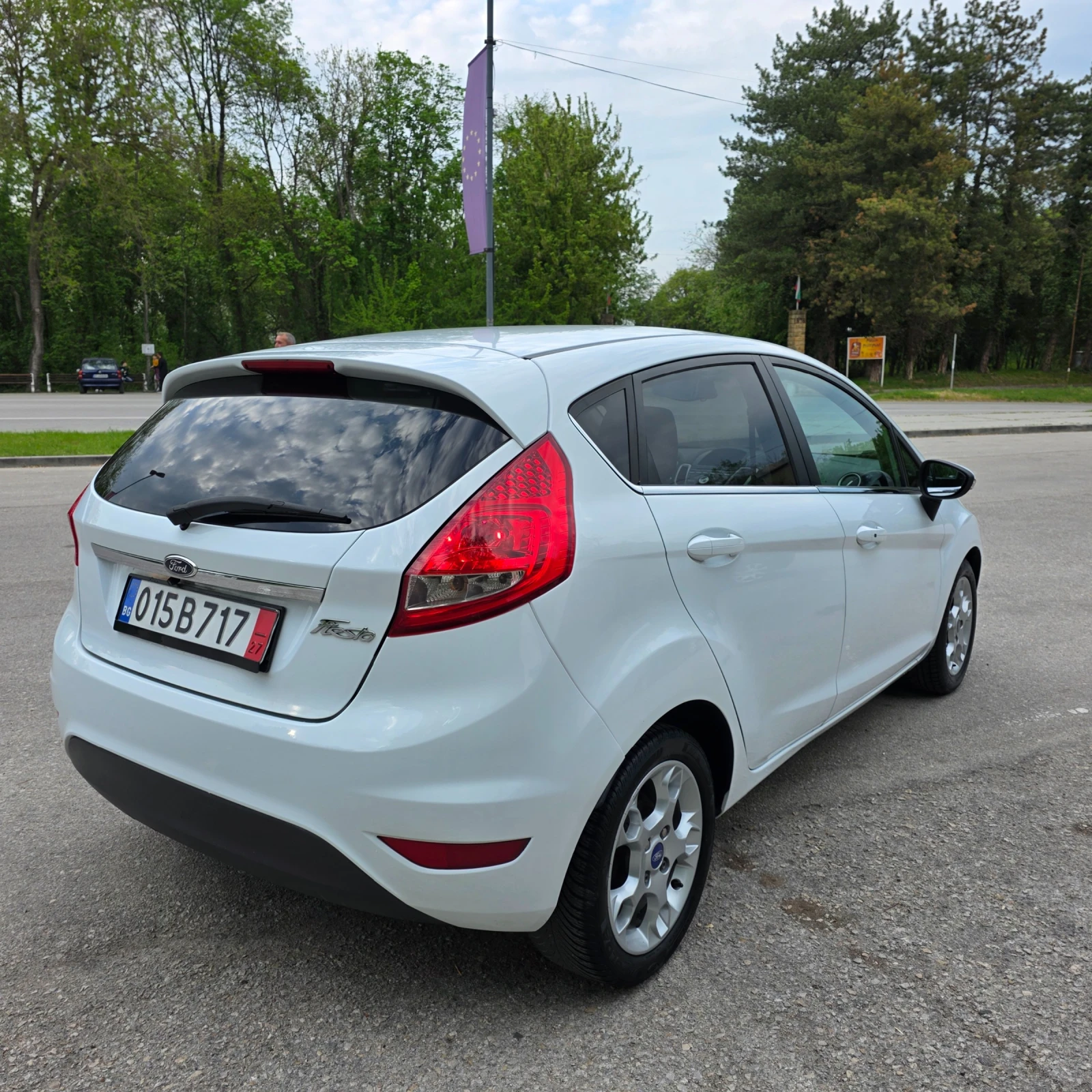 Ford Fiesta 1.4i GAZ FULL keyless go KAMERA XENON - изображение 5