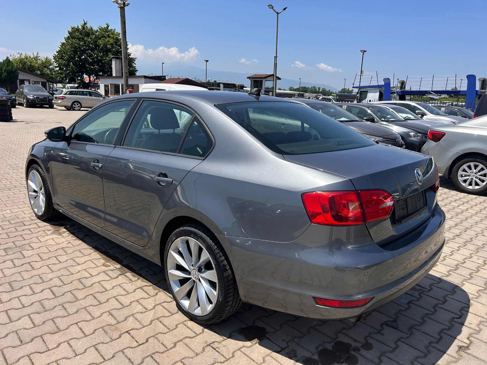 VW Jetta 1.2TSI NAVI/KAMERA/KOJA EURO 5 - изображение 8