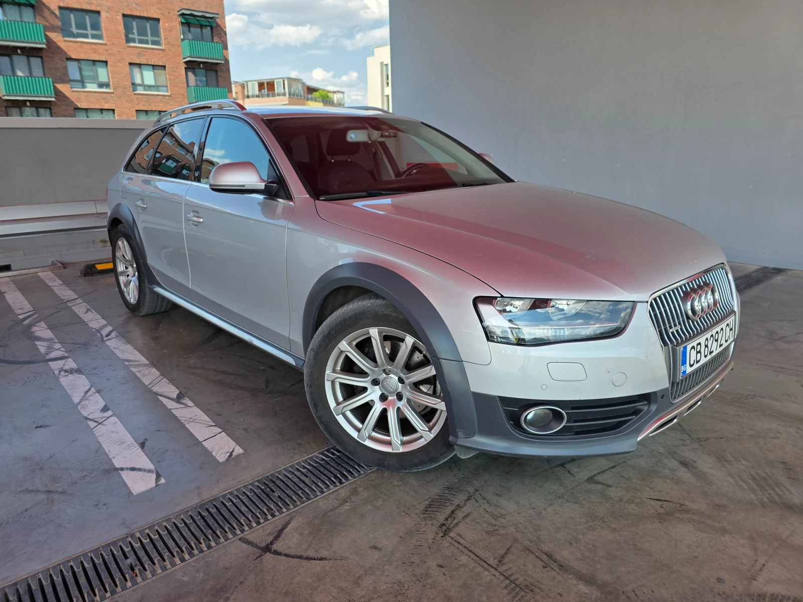 Audi A4 Allroad 2.0 TDI Facelift - изображение 5