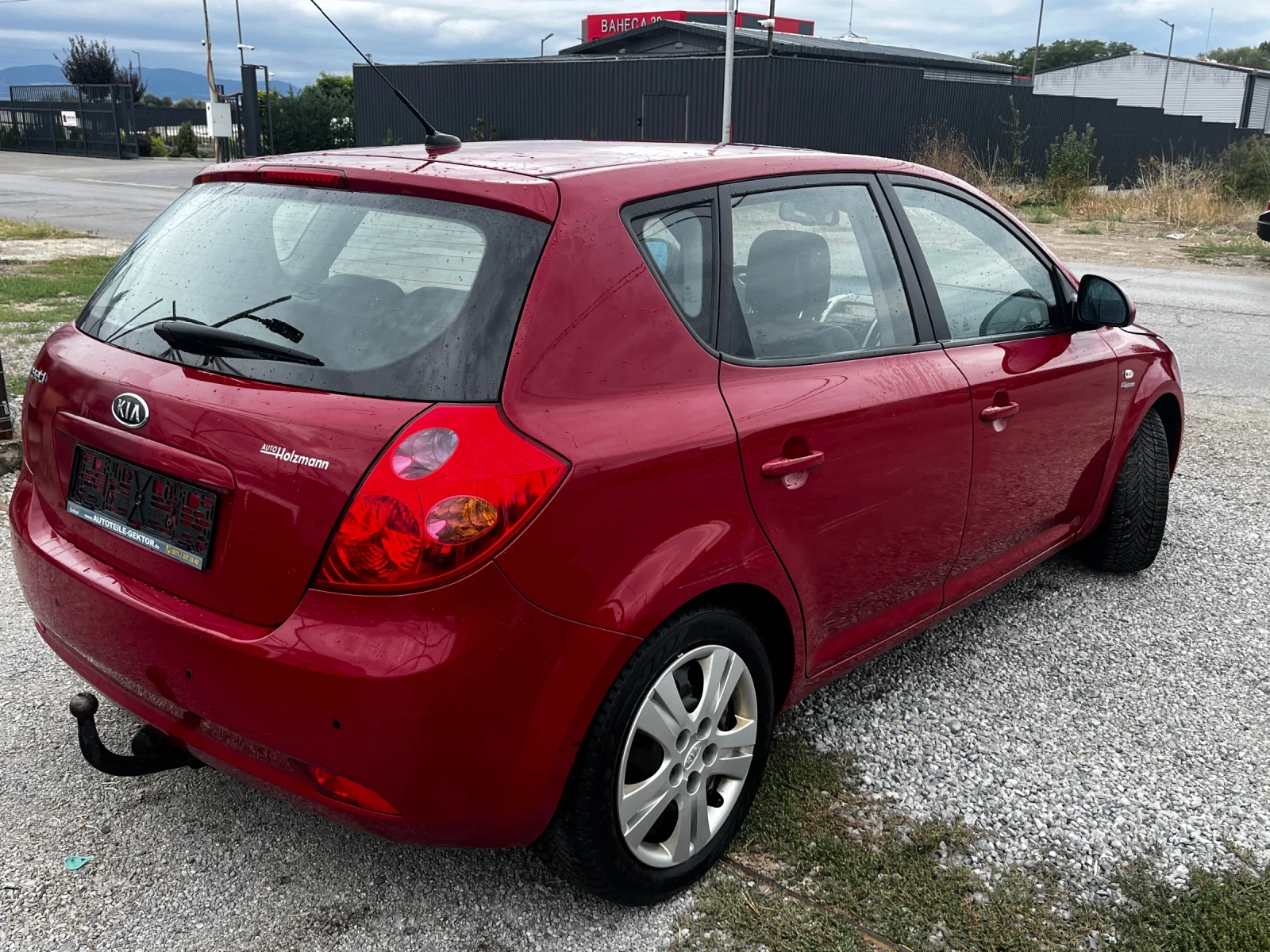 Kia Ceed 2.0 бензин (газ опция)  | Mobile.bg — изображение 12