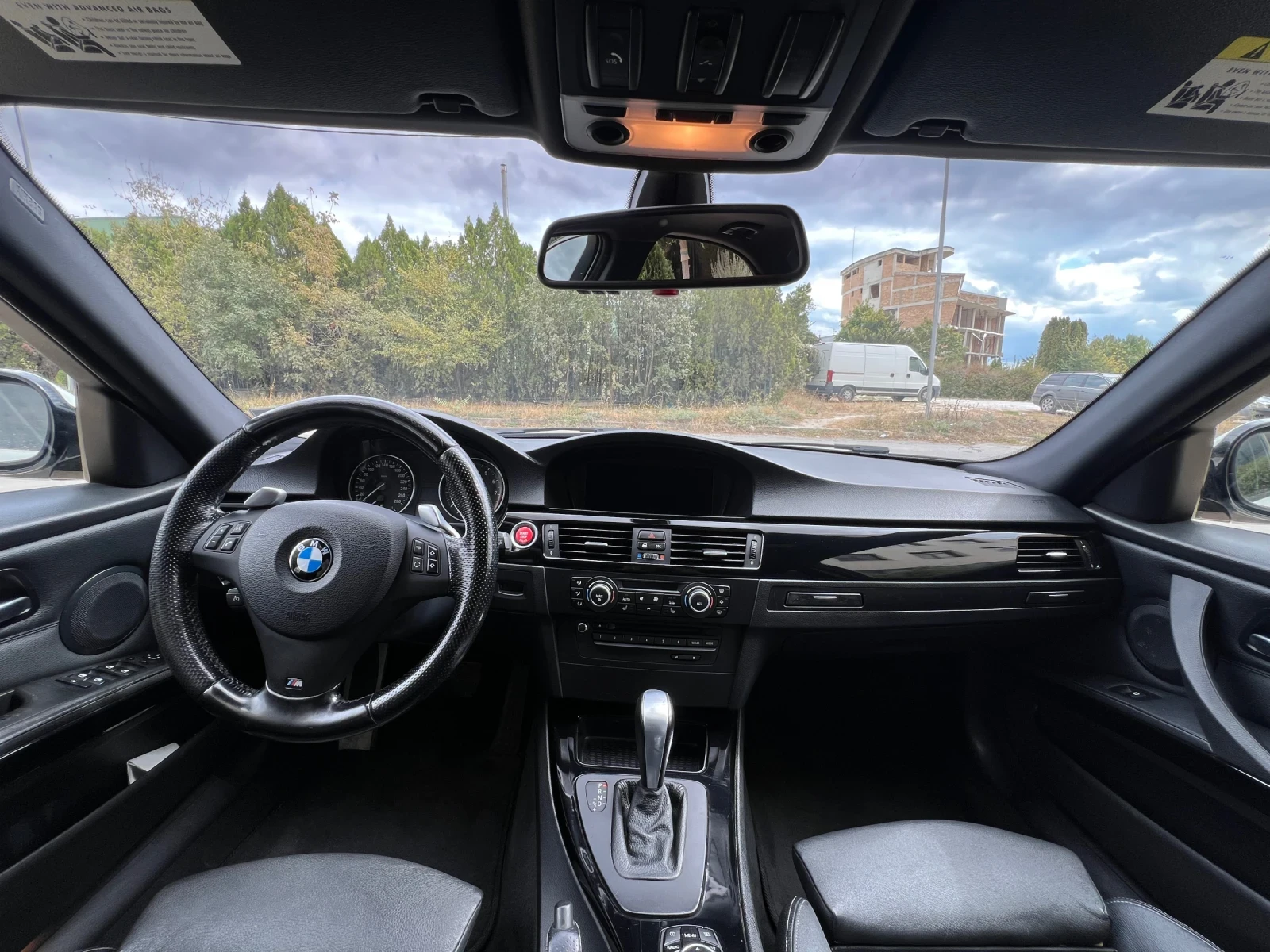 BMW 335 i - изображение 6