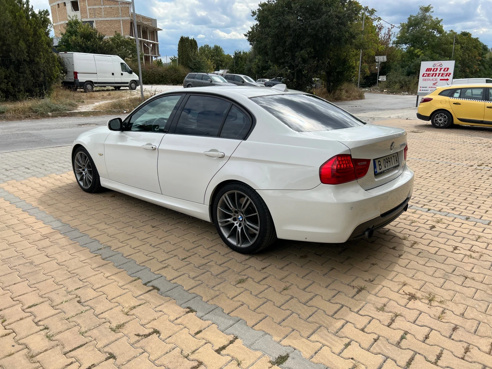 BMW 335 i - изображение 5