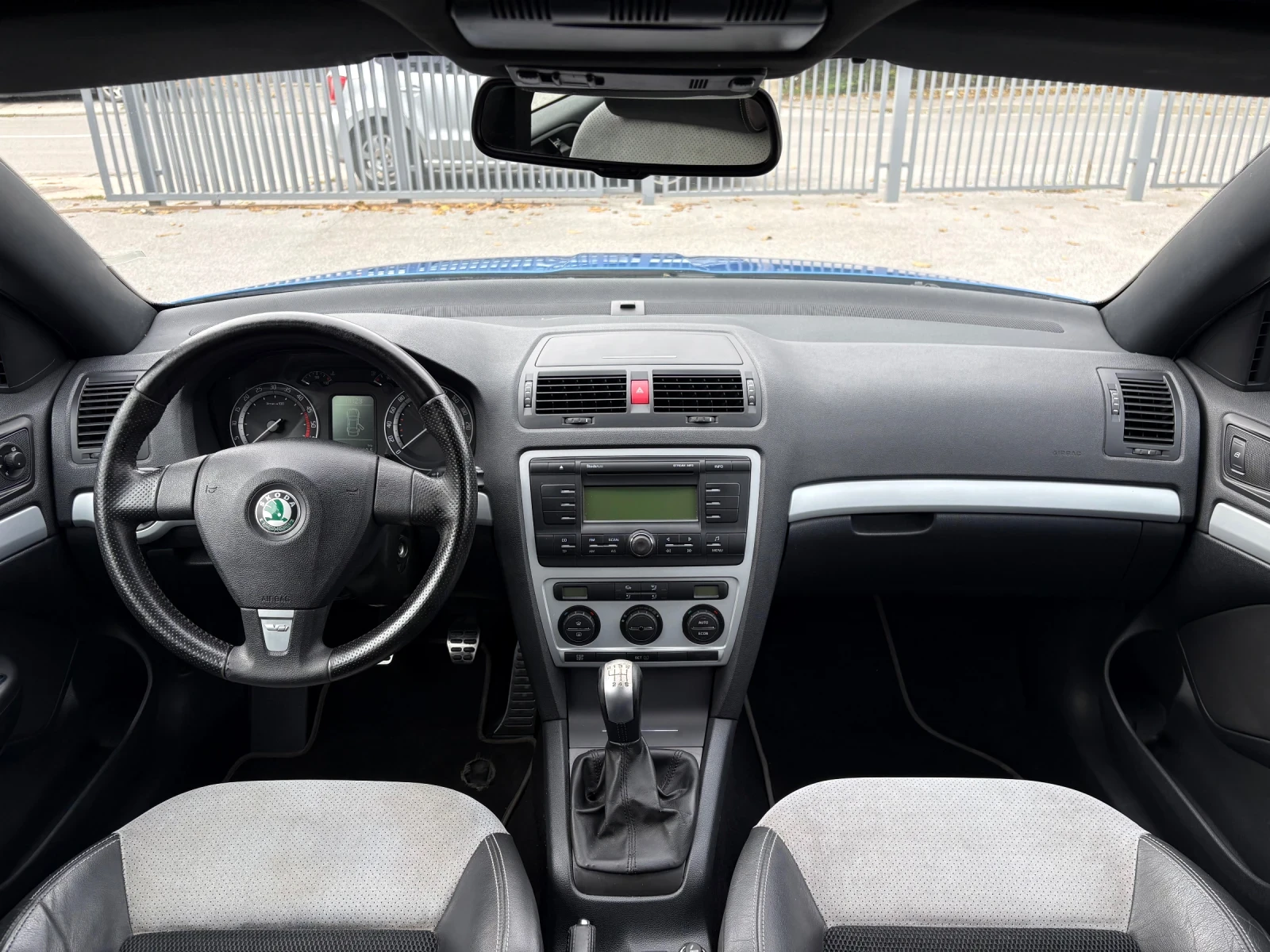 Skoda Octavia VRs, 2.0TDI, 170hp, BMN, ПЕРФЕКТНА - изображение 10