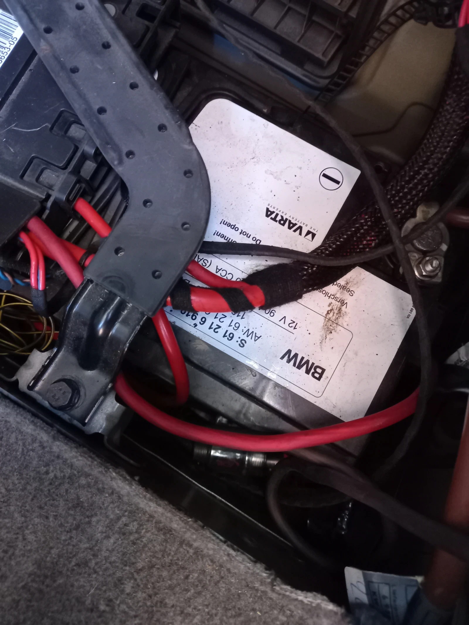 BMW 320 320 d | Mobile.bg   6