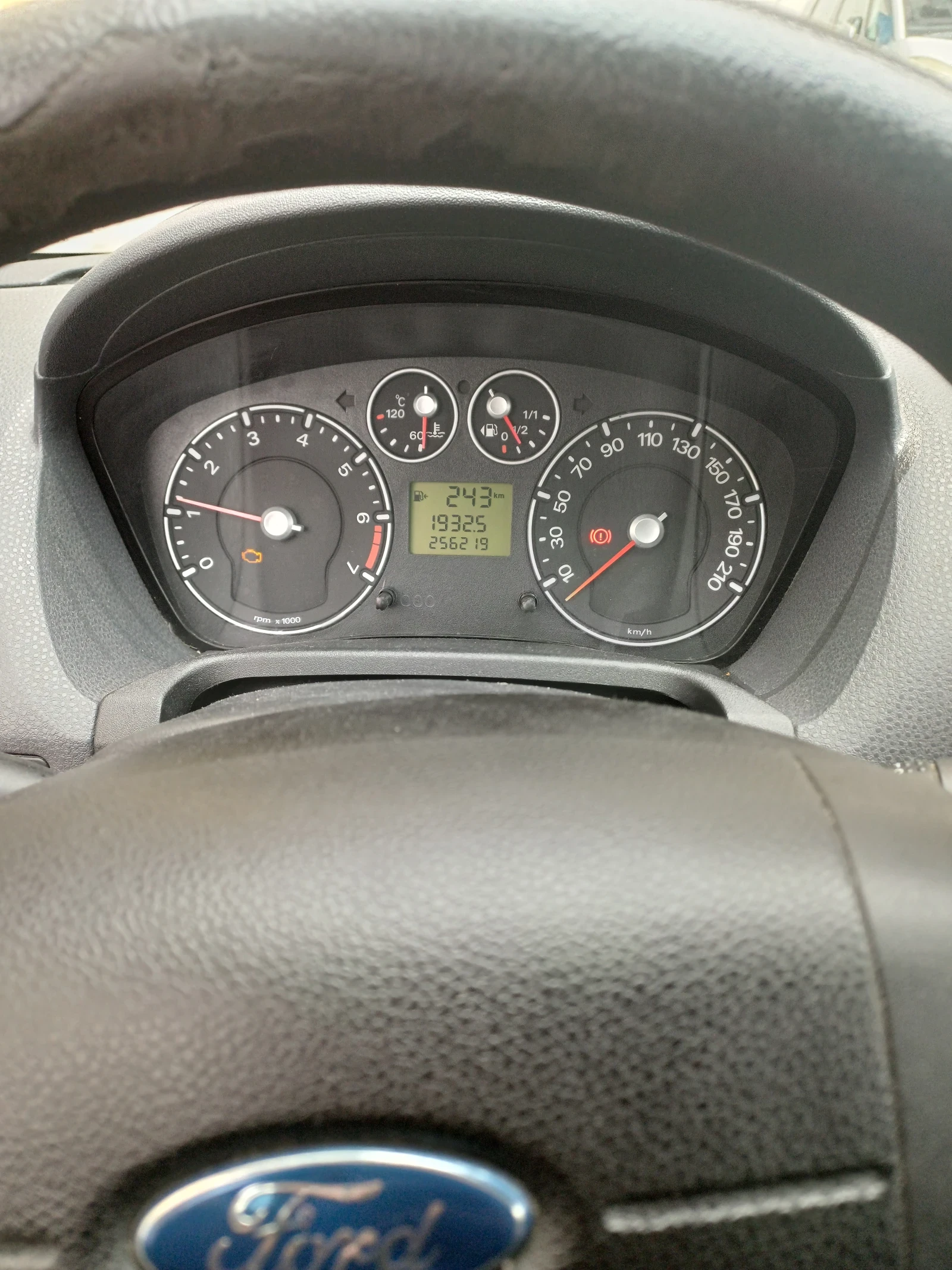 Ford Fiesta  - изображение 4