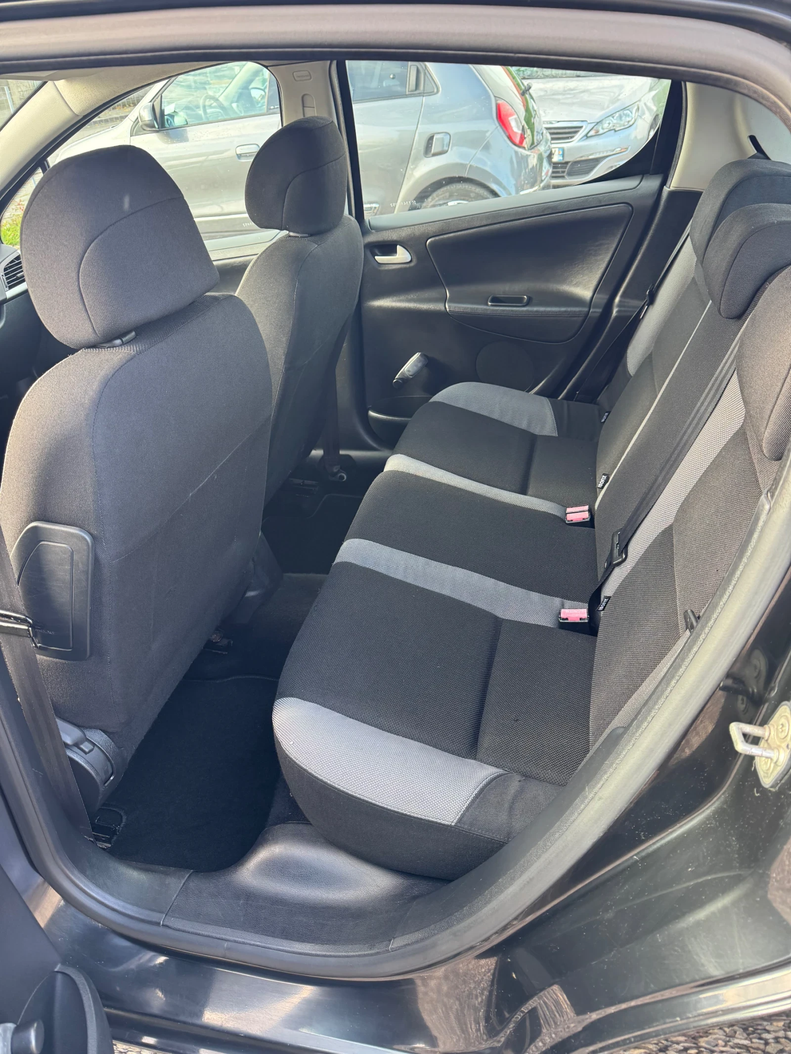 Peugeot 207 1.4i  - изображение 9