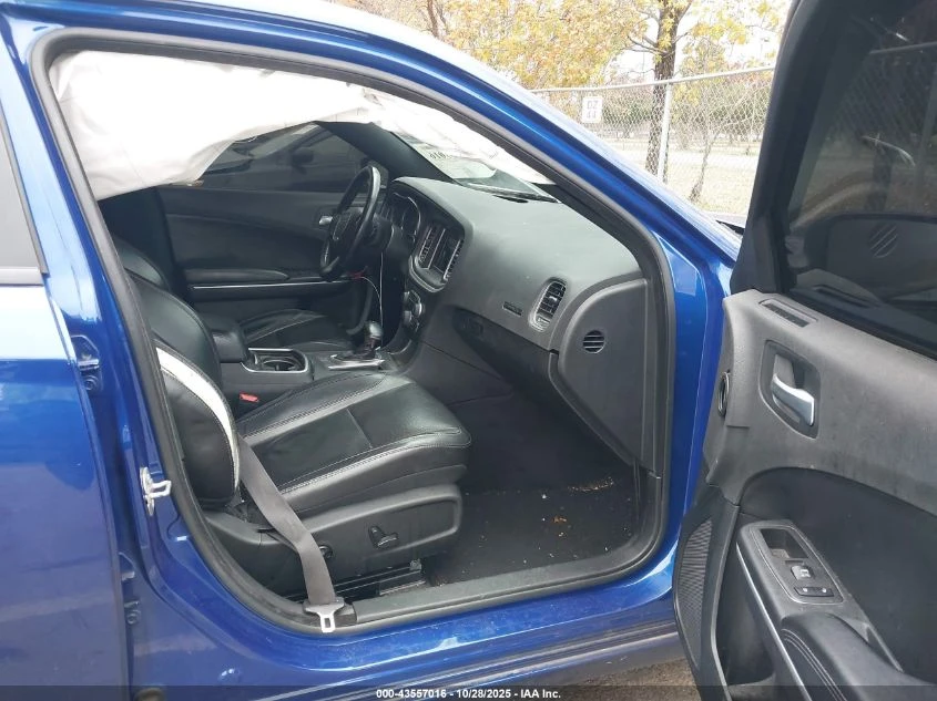 Dodge Charger 3.6L V-6 DOHC, VVT, 292HP Rear Wheel Drive | Mobile.bg � ����������� 12