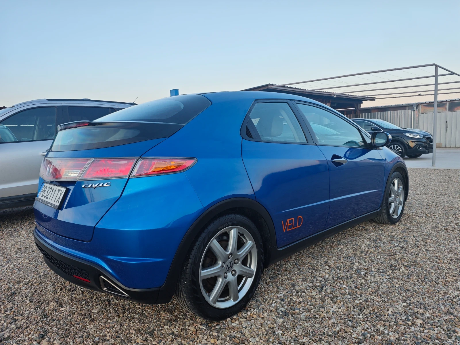 Honda Civic 1.8VTEC+ ГАЗ* NAVI* PANORAMA* CAMERA* FULL  - изображение 4