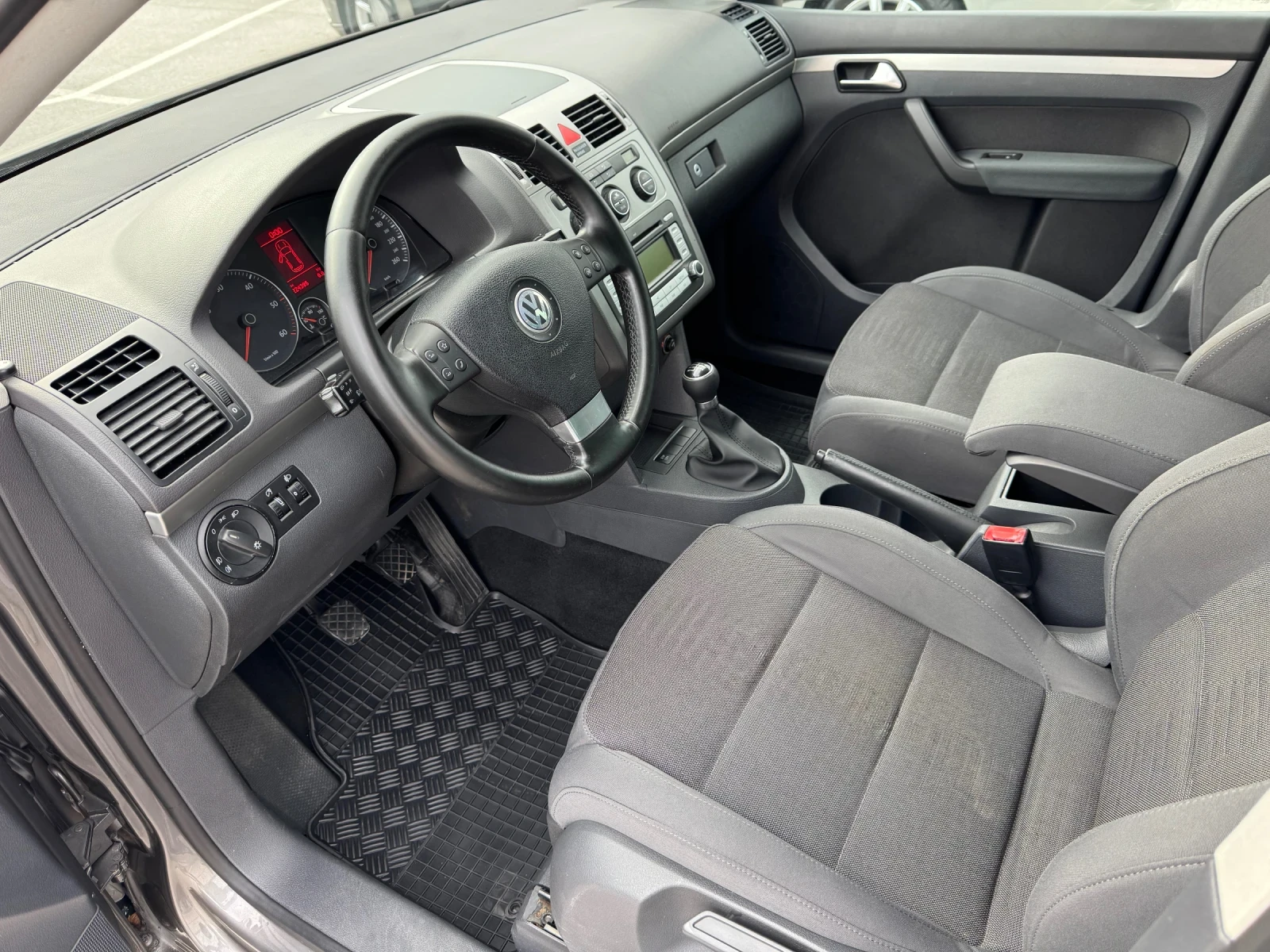 VW Touran 2.0 TDI 140 k.s. - HIGILINE - 7 MESTEN | Mobile.bg � ����������� 8