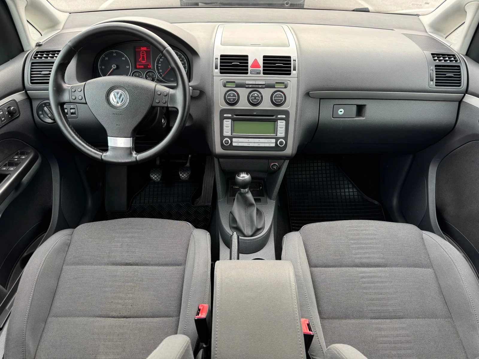 VW Touran 2.0 TDI 140 k.s. - HIGILINE - 7 MESTEN | Mobile.bg � ����������� 9