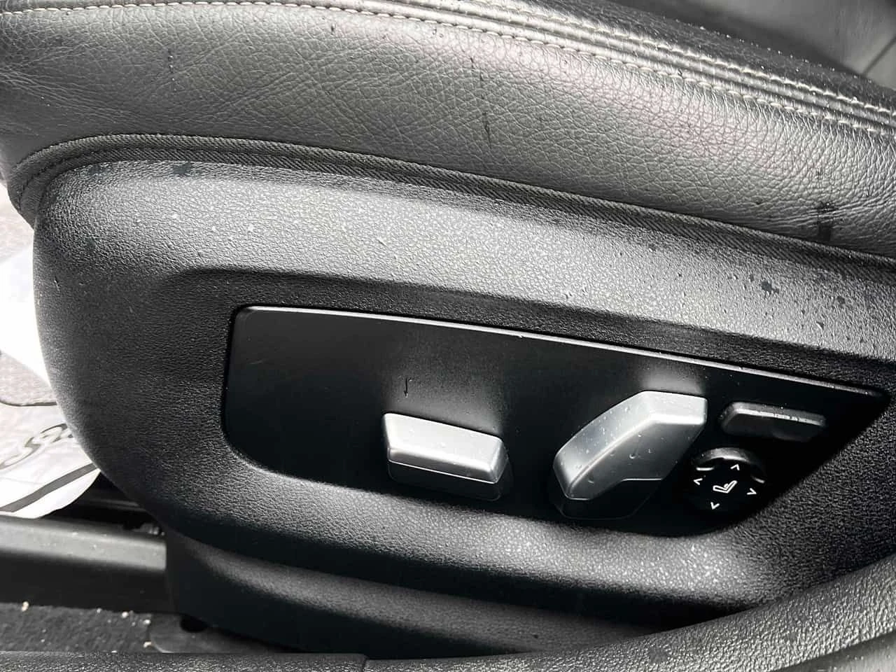 BMW 530 XDRIVE * DIGITAL* AMBIENT* HEAD UP* ПОДГРЕВИ* , снимка 16 - Автомобили и джипове - 53930300