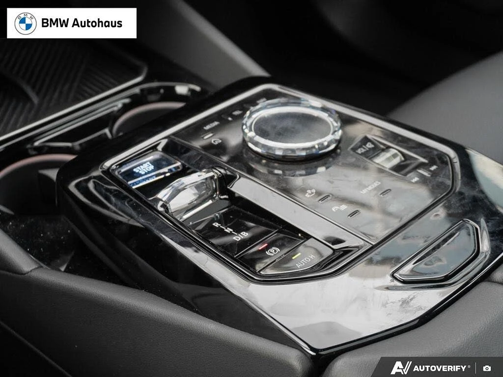 BMW i5 360 КАМЕРА* ПАМЕТ* ПАНОРАМА* , снимка 12 - Автомобили и джипове - 54063539