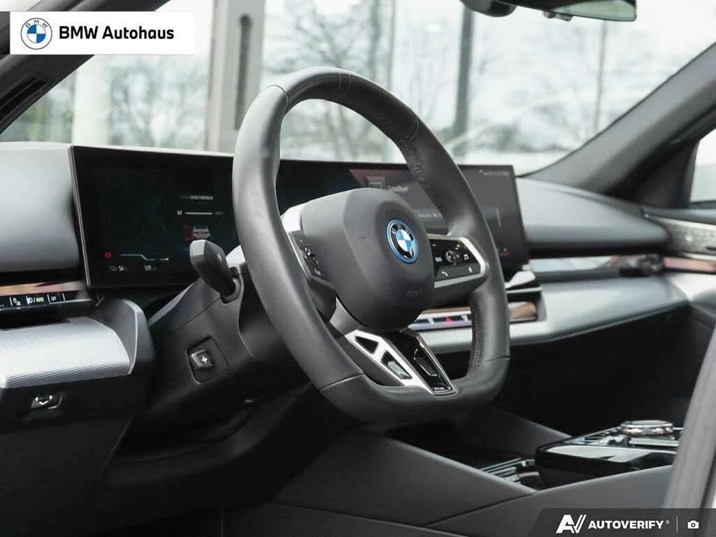 BMW i5 360 КАМЕРА* ПАМЕТ* ПАНОРАМА* , снимка 8 - Автомобили и джипове - 54063539