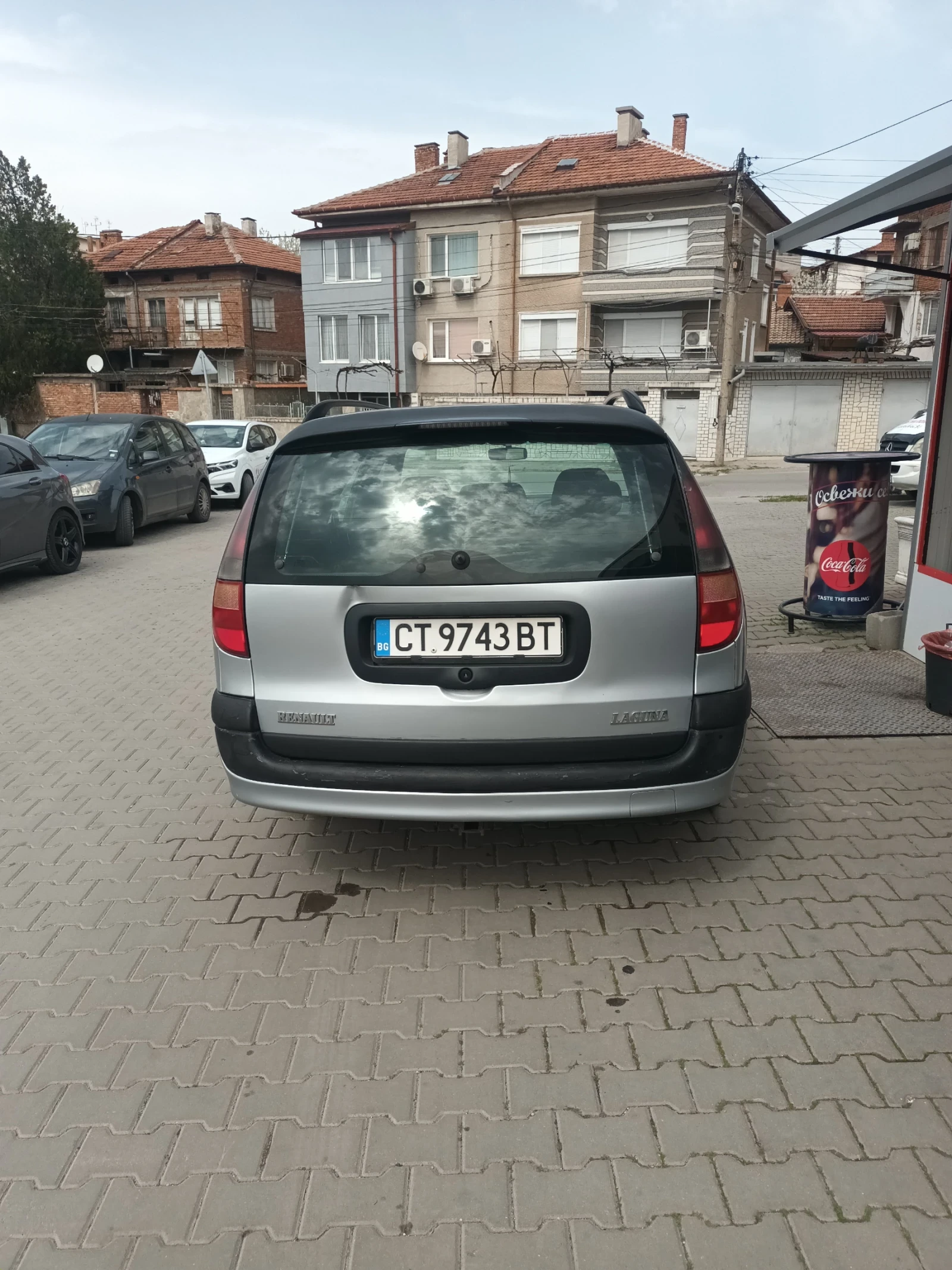 Renault Laguna 1.8, снимка 7 - Автомобили и джипове - 54191846