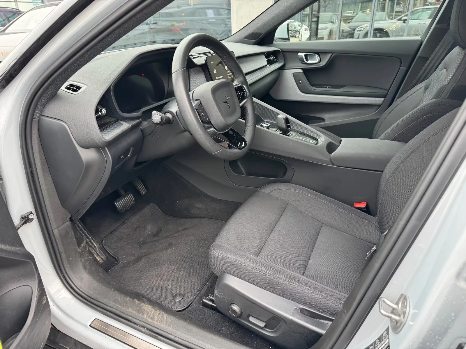 Polestar 2 LONG-RANGE/408HP/DUAL/PANO/360/MEMO/KLESS/164q, снимка 5 - Автомобили и джипове - 54205002