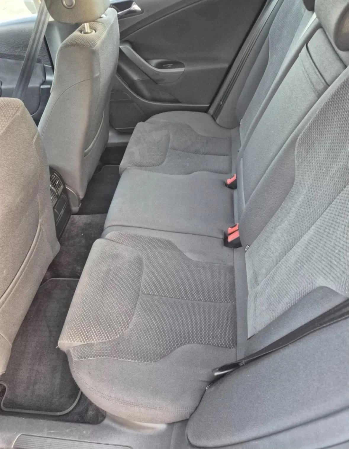 VW Passat 2.0 TDI BMP, снимка 6 - Автомобили и джипове - 54527385