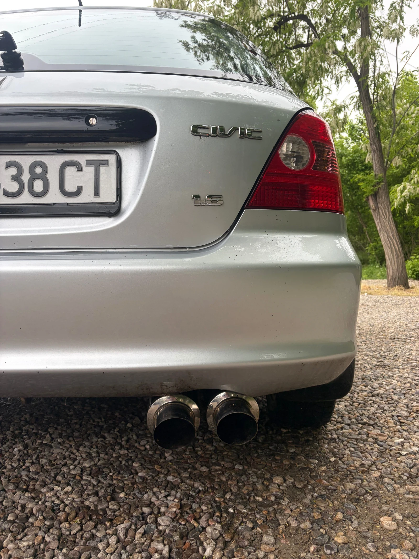 Honda Civic 1.6VVT, снимка 10 - Автомобили и джипове - 54555626