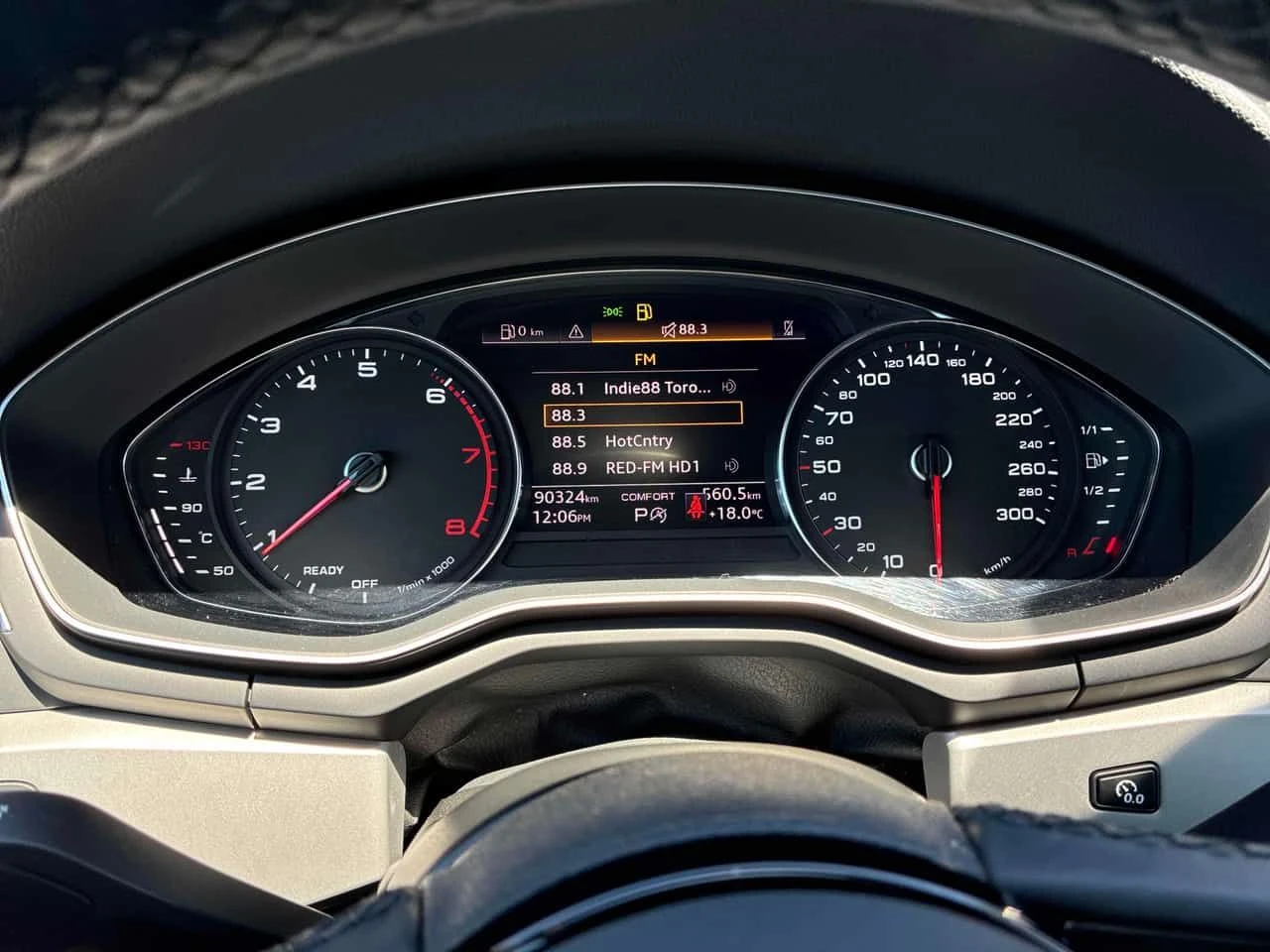 Audi A5 * Komfort * CARFAX * ПАНО * KEYLESS * ПОДГРЕВИ, снимка 8 - Автомобили и джипове - 54636626
