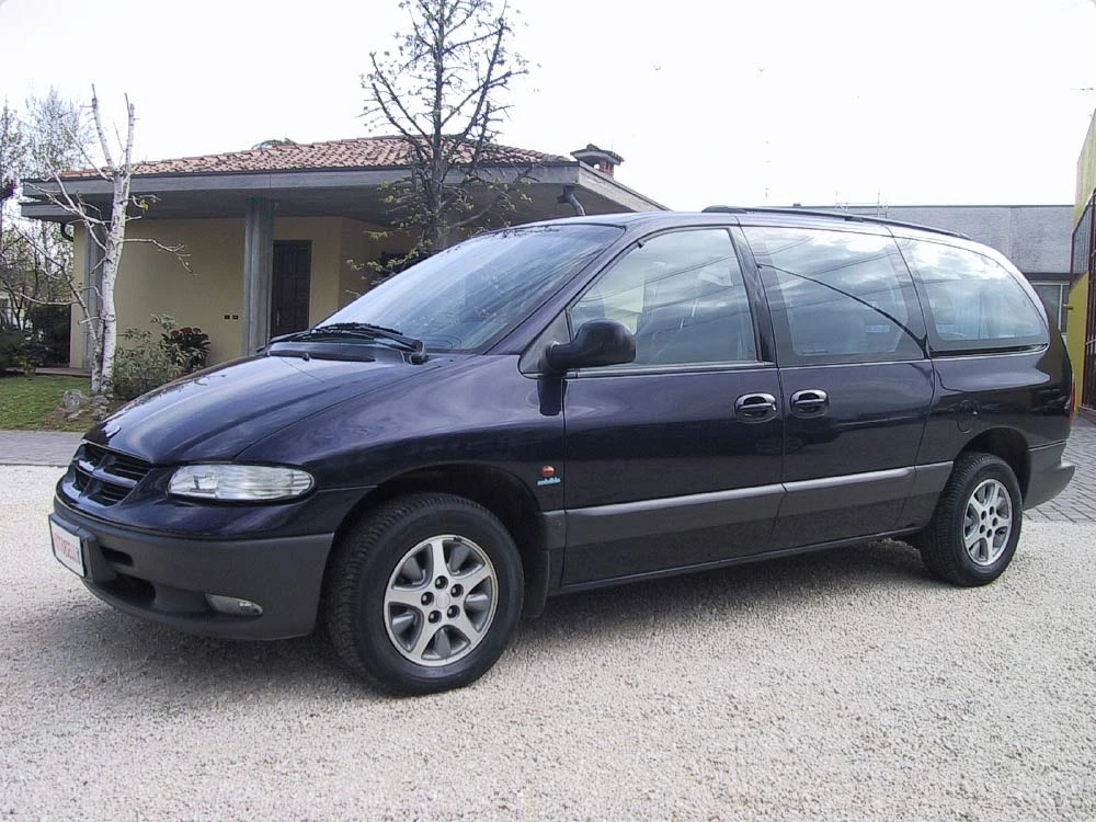 Chrysler Voyager 2.4 ГАЗ