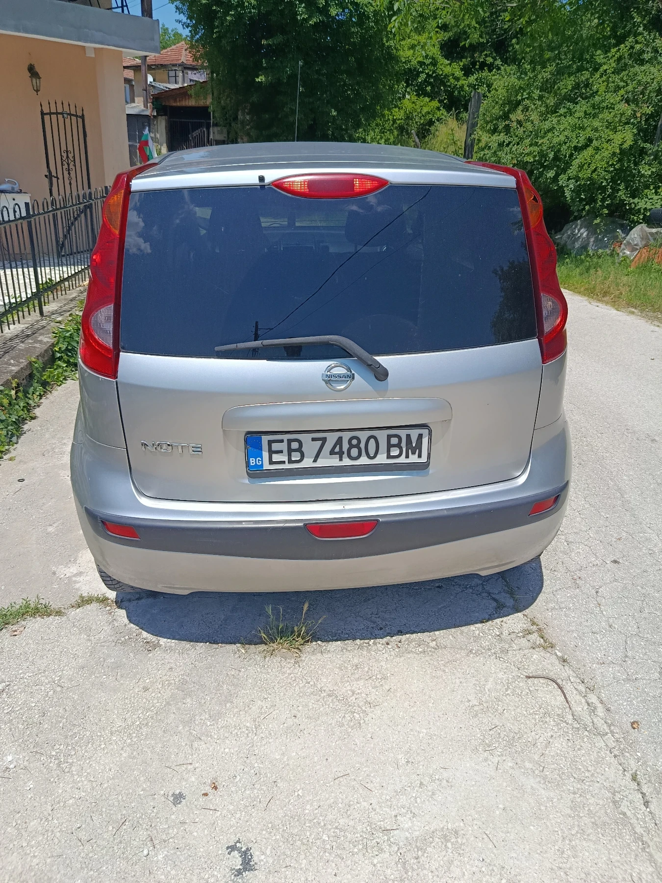 Nissan Note, снимка 8 - Автомобили и джипове - 54869236
