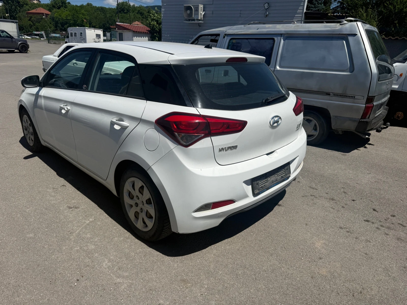 Hyundai I20 1.25i 86кс, снимка 4 - Автомобили и джипове - 54925177