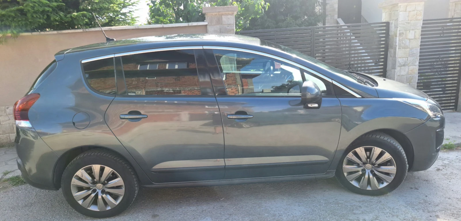 Peugeot 3008 1.6HDI, снимка 2 - Автомобили и джипове - 54982198